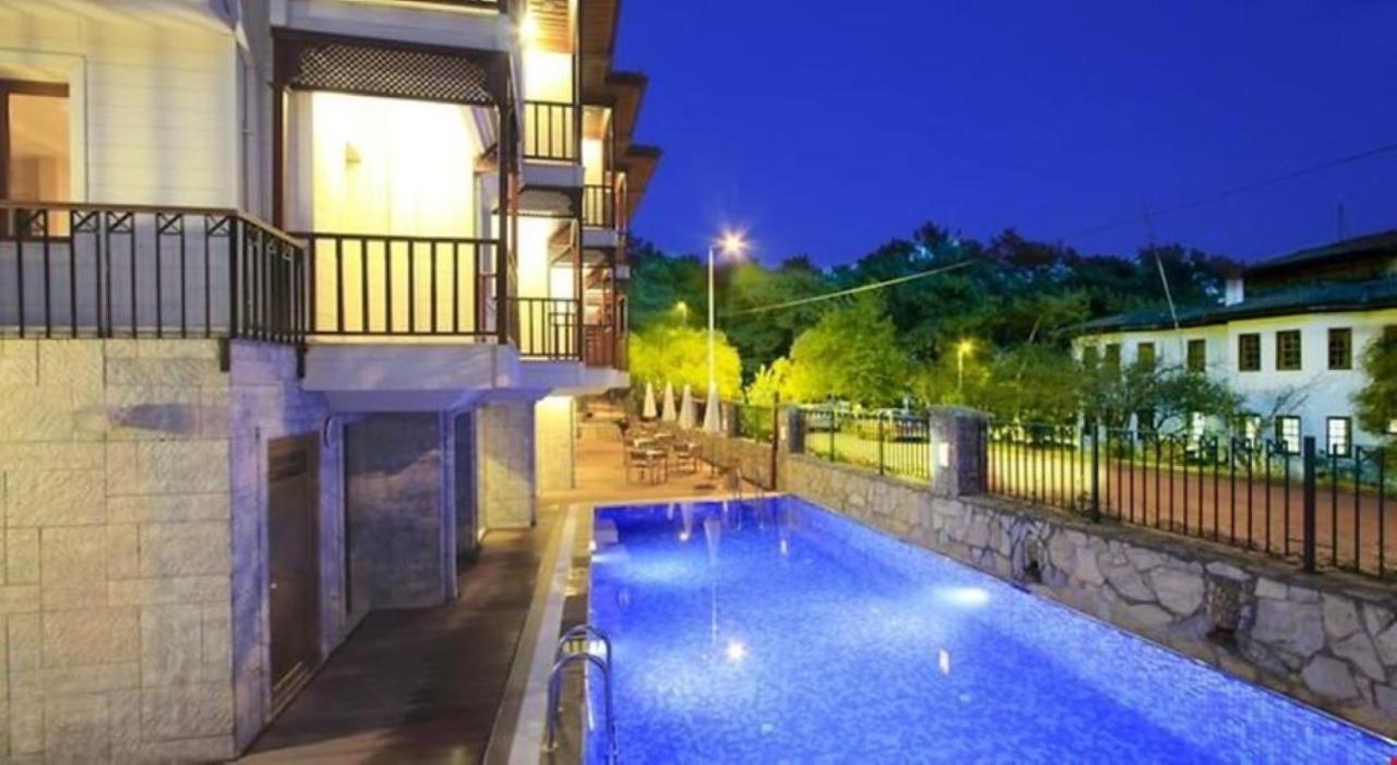 מוגלה Summer Otel מראה חיצוני תמונה